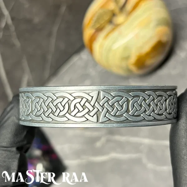 Copper Bracelet – Tribal Knot Pattern Detail